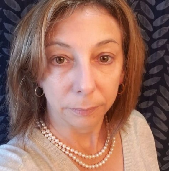 Meet your Posher, Liz - Picture 1 of 1